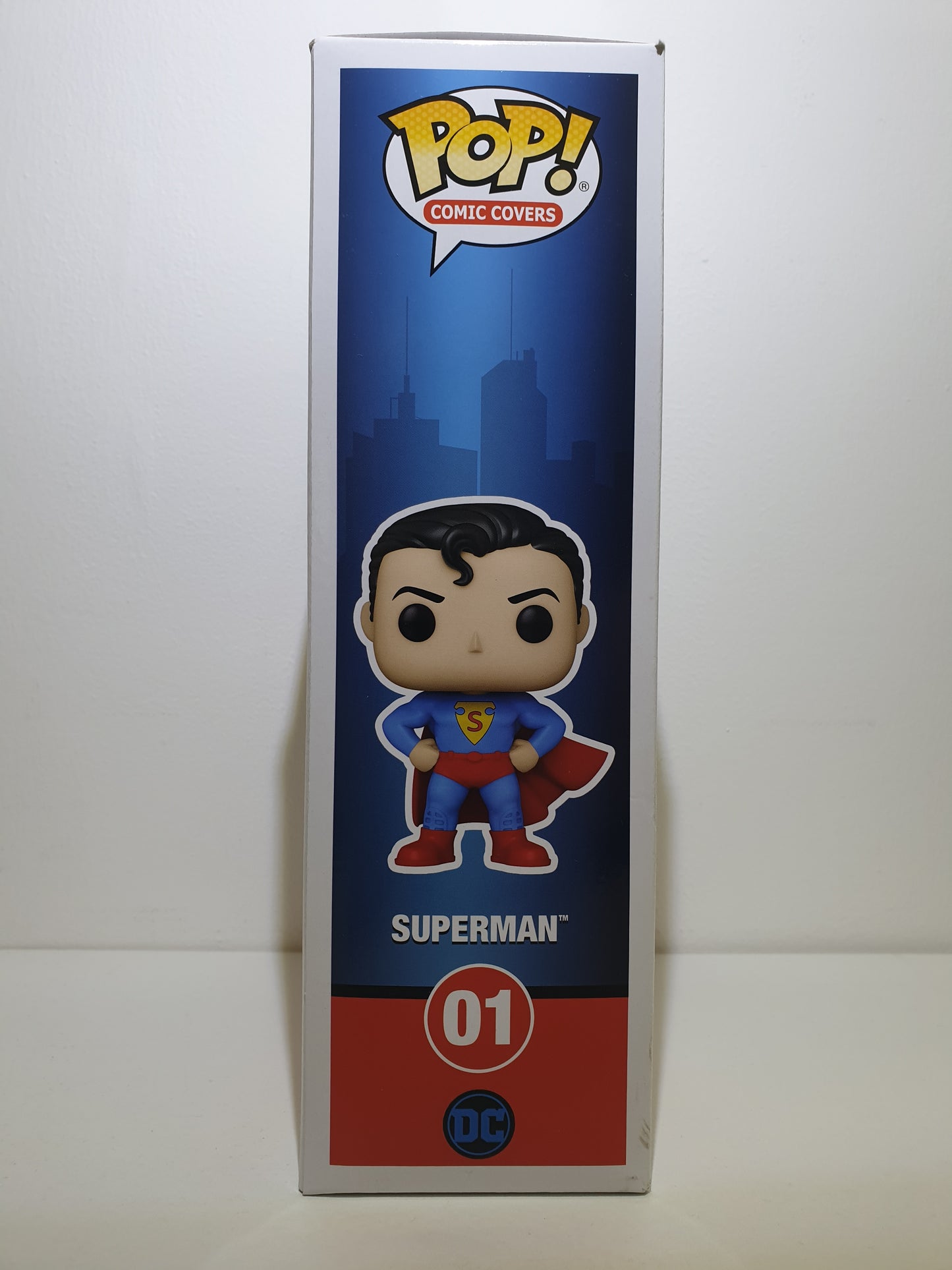 FUNKO POP 01 - SUPERMAN - COMIC COVERS - NEUF