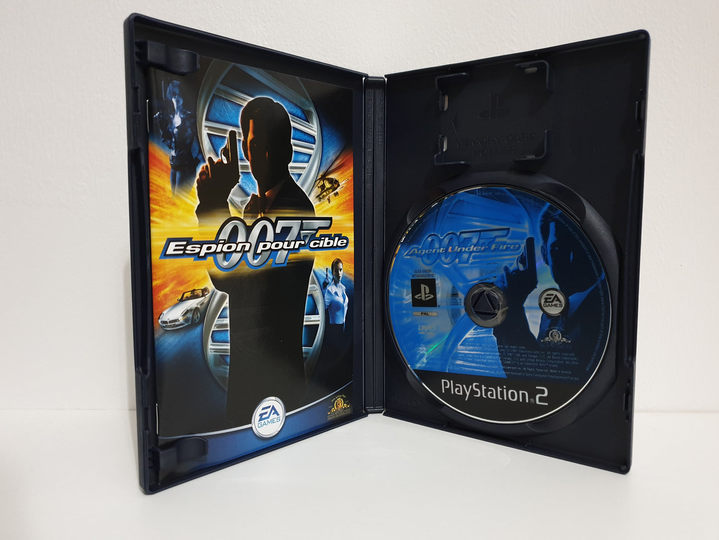 James Bond 007 dans... Espion pour cible PS2 - Occasion excellent état