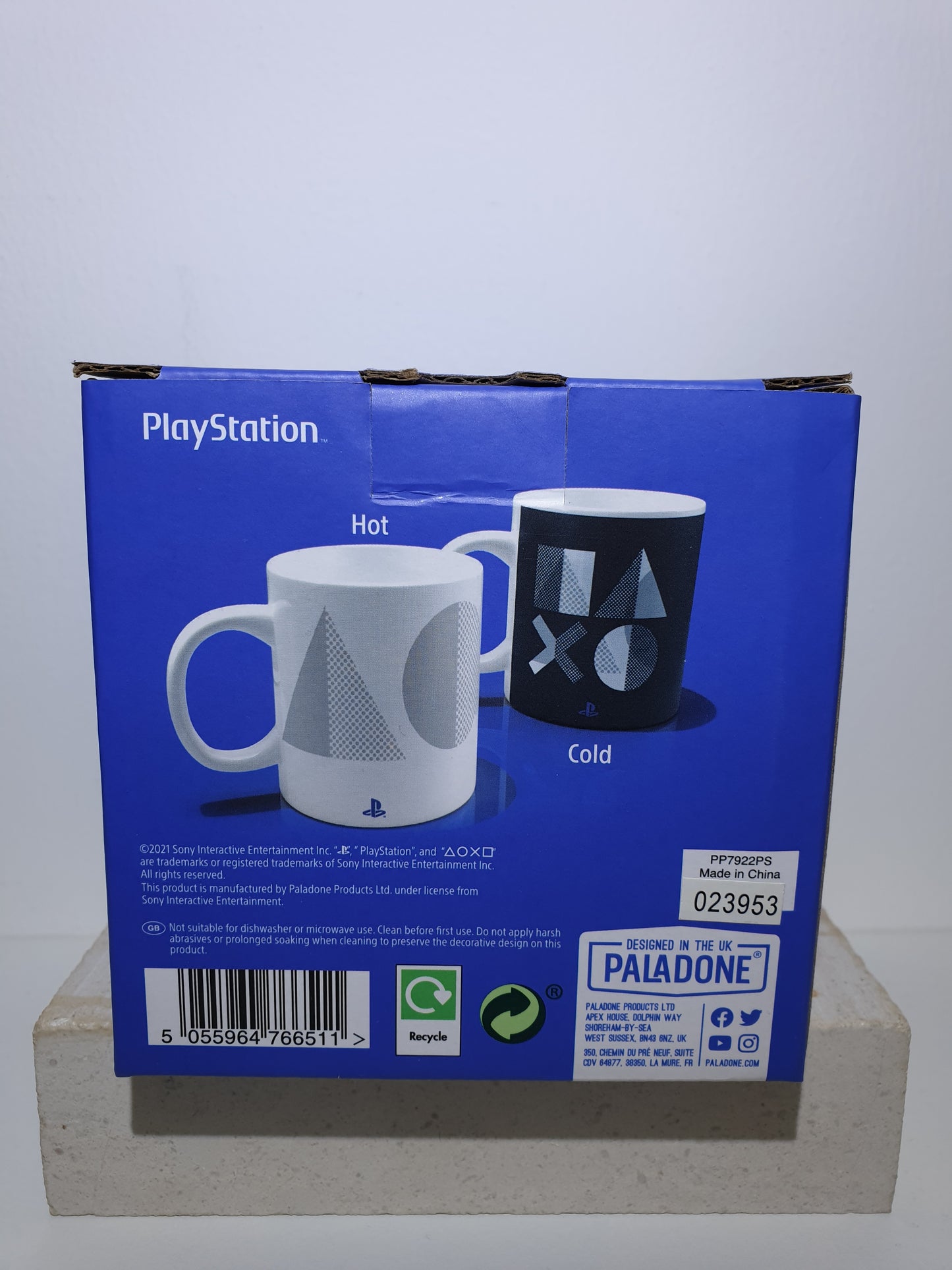 MUG PLAYSTATION THERMOREACTIF PS5 300 ML PALADONE - NEUF