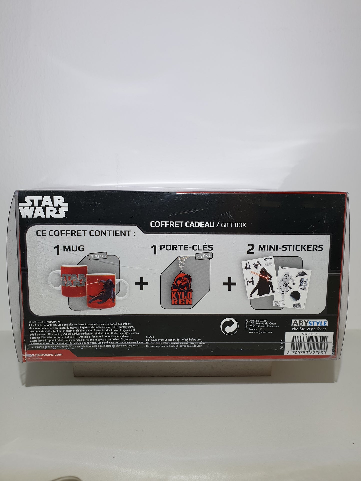 COFFRET CADEAU STAR WARS : MUG 320 ML + PORTE-CLES + MINI STICKERS ABYSTYLE - NEUF SOUS BLISTER